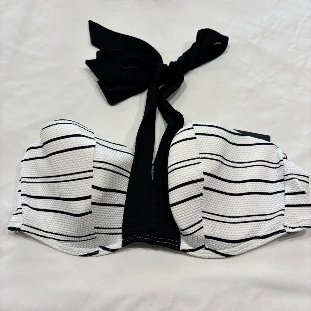 Figleaves NWT underwire Almalfi halter swimsuit top black & white size 36D